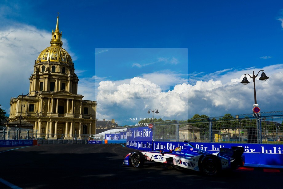 Spacesuit Collections Photo ID 20868, Nat Twiss, Paris ePrix, France, 19/05/2017 17:09:47