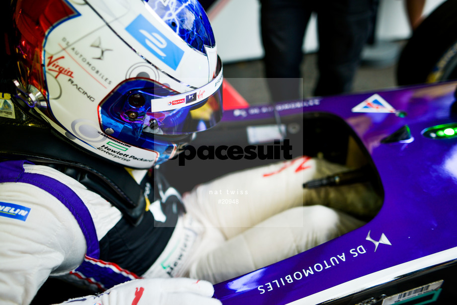 Spacesuit Collections Photo ID 20948, Nat Twiss, Paris ePrix, France, 18/05/2017 16:52:51