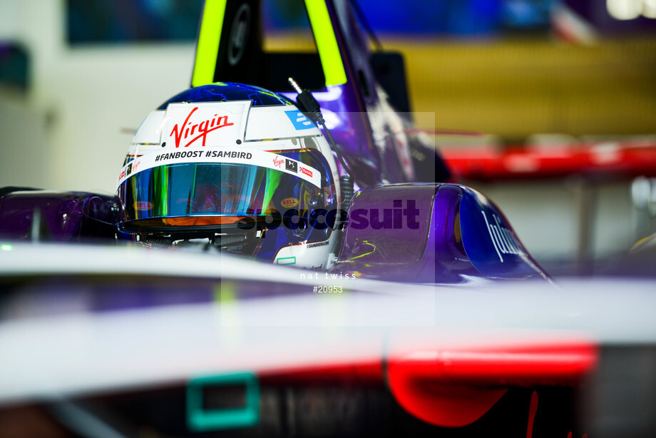 Spacesuit Collections Photo ID 20953, Nat Twiss, Paris ePrix, France, 18/05/2017 16:55:59