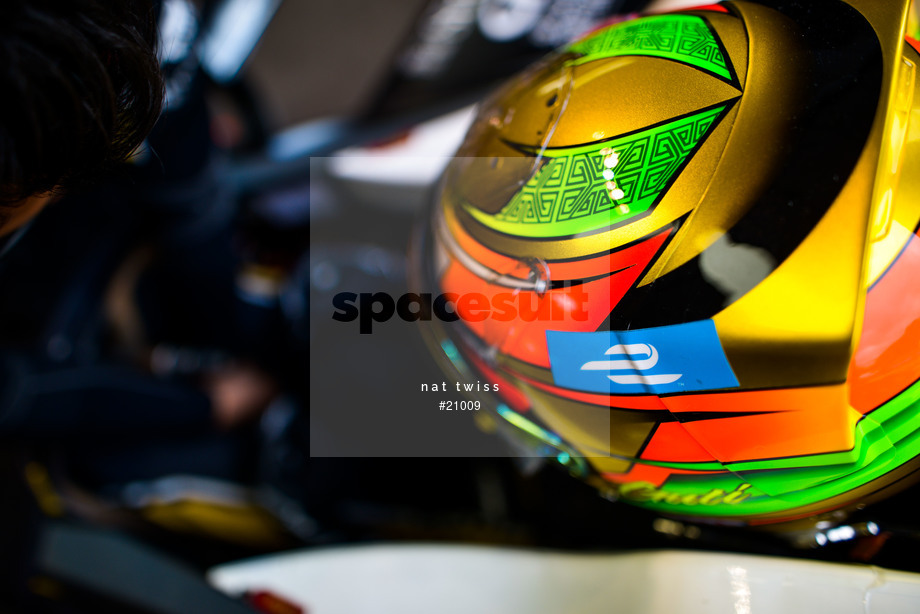 Spacesuit Collections Photo ID 21009, Nat Twiss, Paris ePrix, France, 19/05/2017 09:13:25