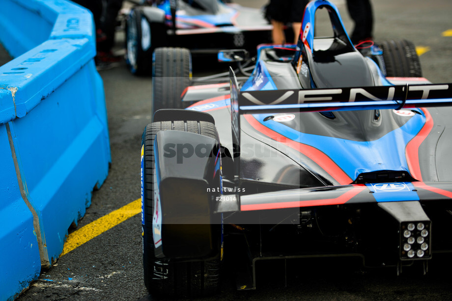 Spacesuit Collections Photo ID 21014, Nat Twiss, Paris ePrix, France, 19/05/2017 09:48:51