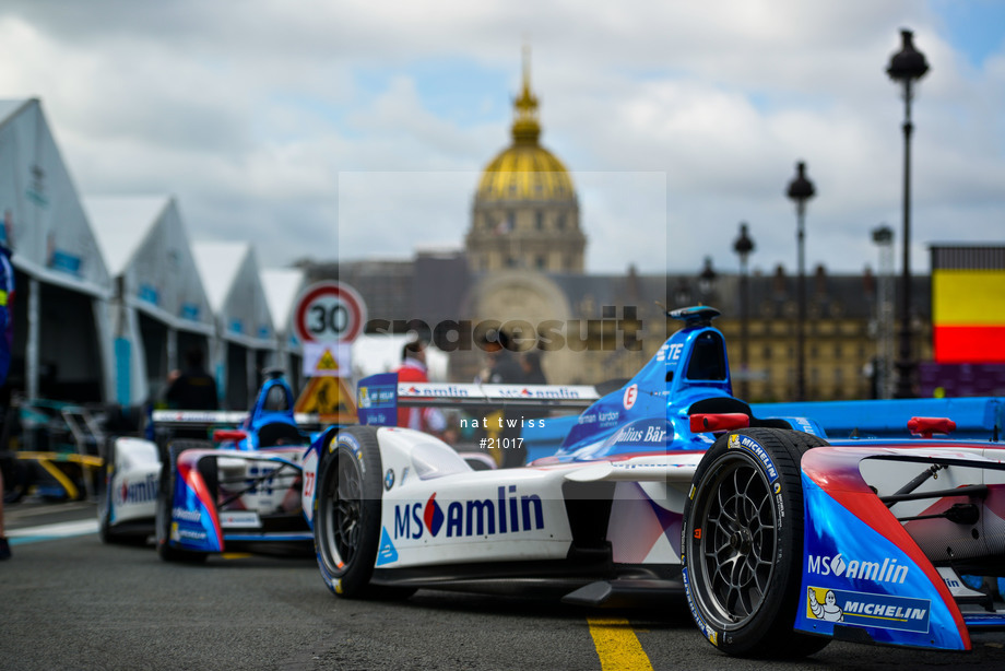 Spacesuit Collections Photo ID 21017, Nat Twiss, Paris ePrix, France, 19/05/2017 09:52:53