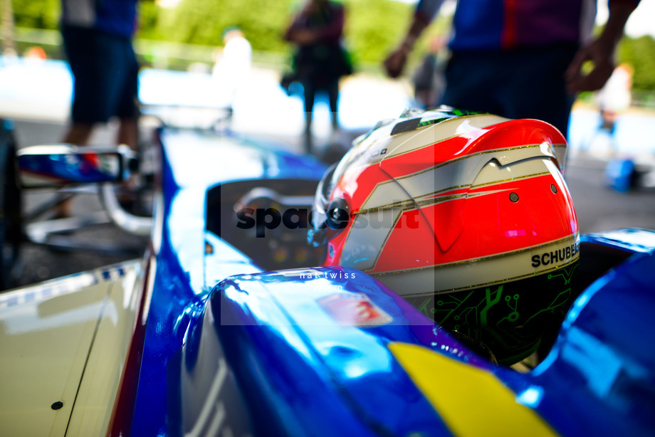 Spacesuit Collections Photo ID 21070, Nat Twiss, Paris ePrix, France, 19/05/2017 11:04:09