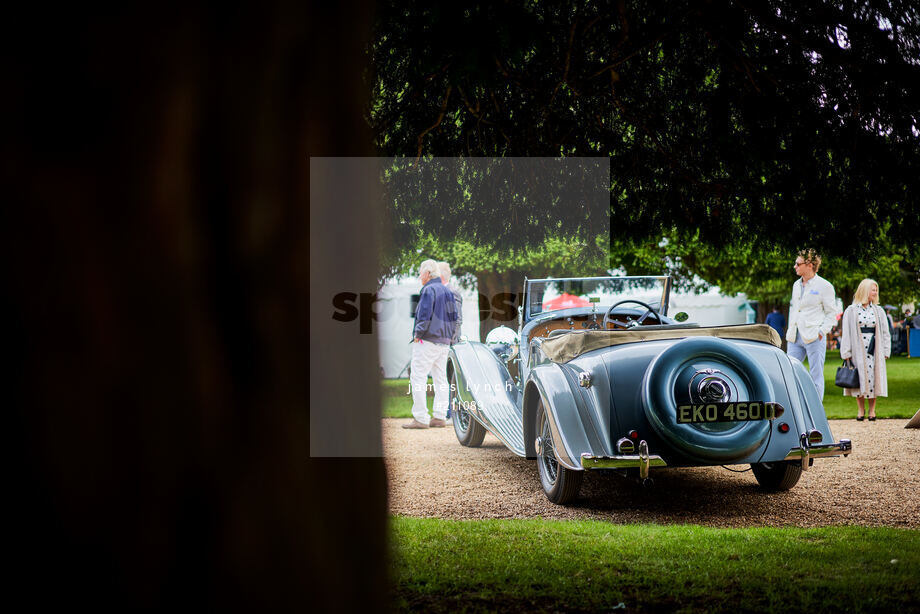 Spacesuit Collections Photo ID 211089, James Lynch, Concours of Elegance, UK, 04/09/2020 13:10:14