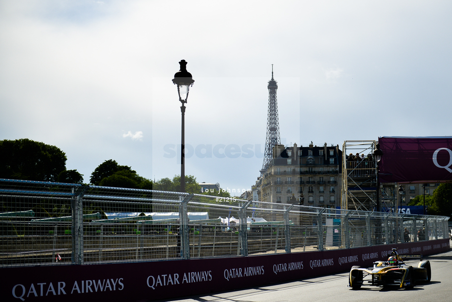 Spacesuit Collections Photo ID 21215, Lou Johnson, Paris ePrix, France, 19/05/2017 17:10:41