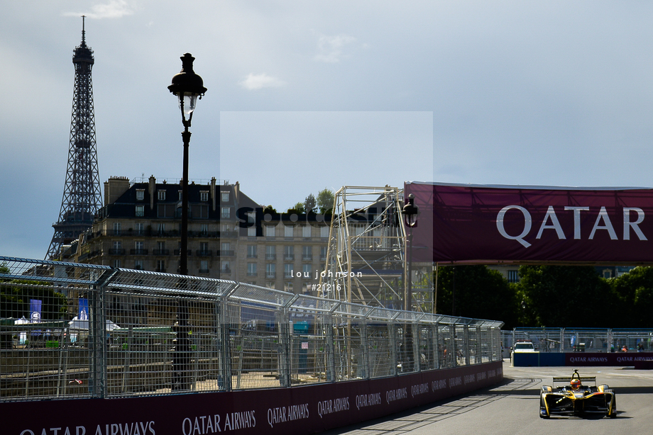 Spacesuit Collections Photo ID 21216, Lou Johnson, Paris ePrix, France, 19/05/2017 17:13:31