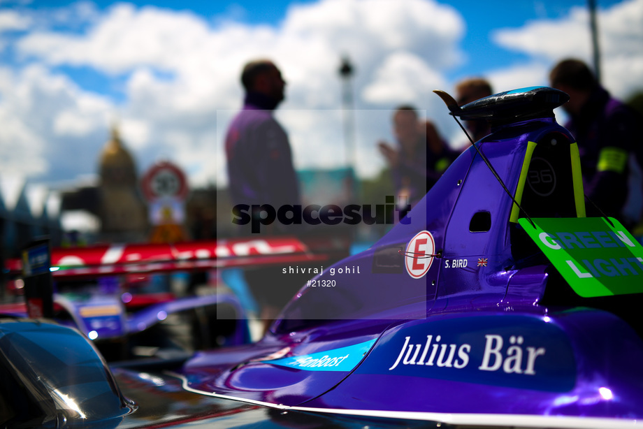 Spacesuit Collections Photo ID 21320, Shivraj Gohil, Paris ePrix, France, 19/05/2017 13:07:21