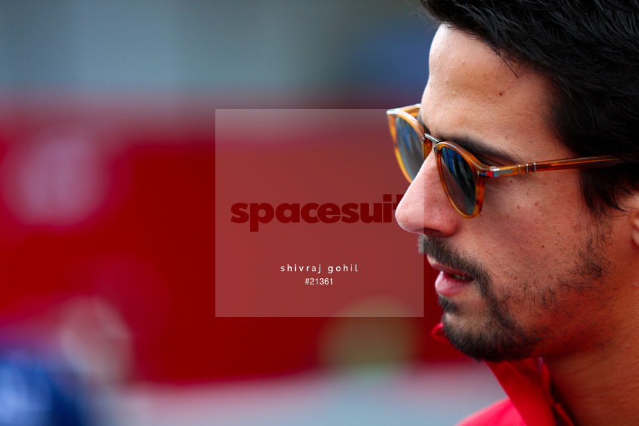 Spacesuit Collections Photo ID 21361, Shivraj Gohil, Paris ePrix, France, 19/05/2017 10:41:05