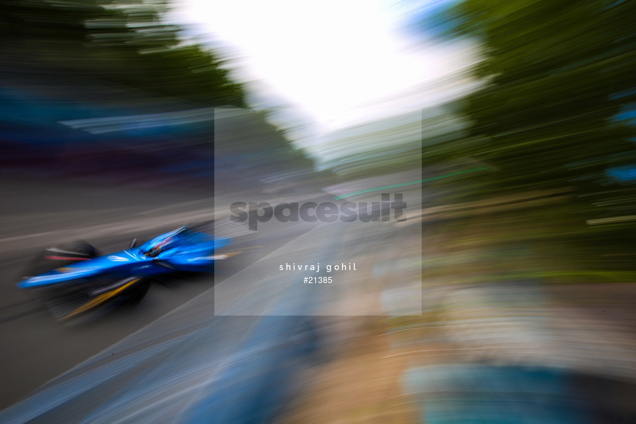 Spacesuit Collections Photo ID 21385, Shivraj Gohil, Paris ePrix, France, 19/05/2017 17:20:09