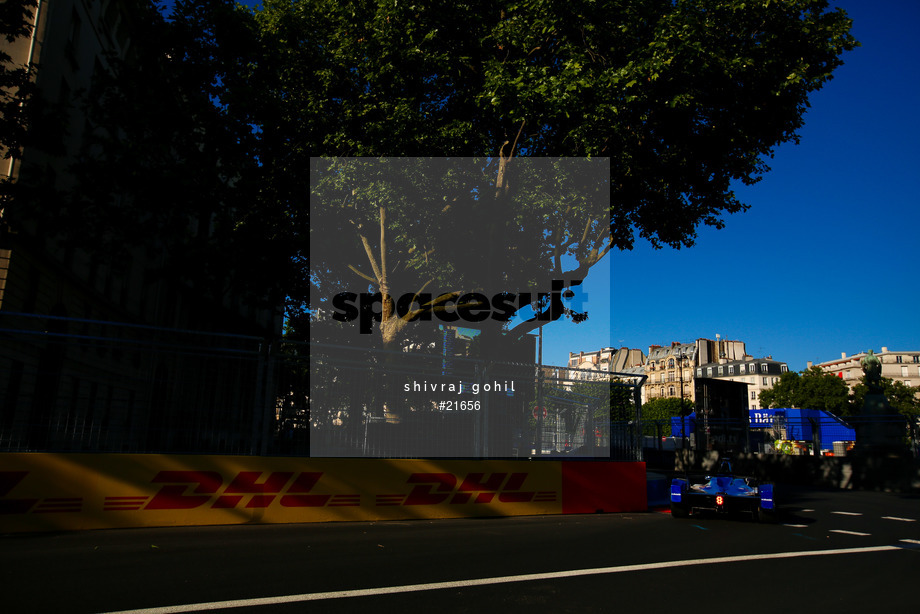 Spacesuit Collections Photo ID 21656, Shivraj Gohil, Paris ePrix, France, 20/05/2017 08:36:35