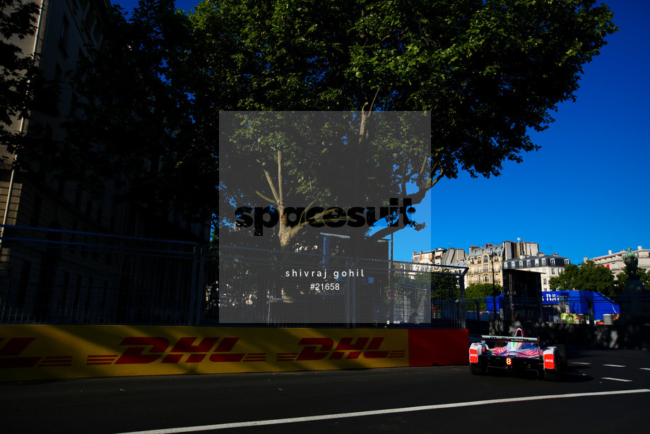 Spacesuit Collections Photo ID 21658, Shivraj Gohil, Paris ePrix, France, 20/05/2017 08:36:49