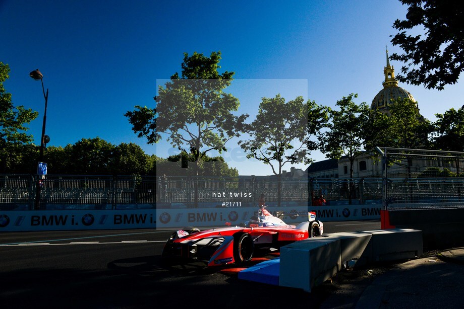 Spacesuit Collections Photo ID 21711, Nat Twiss, Paris ePrix, France, 20/05/2017 08:27:11