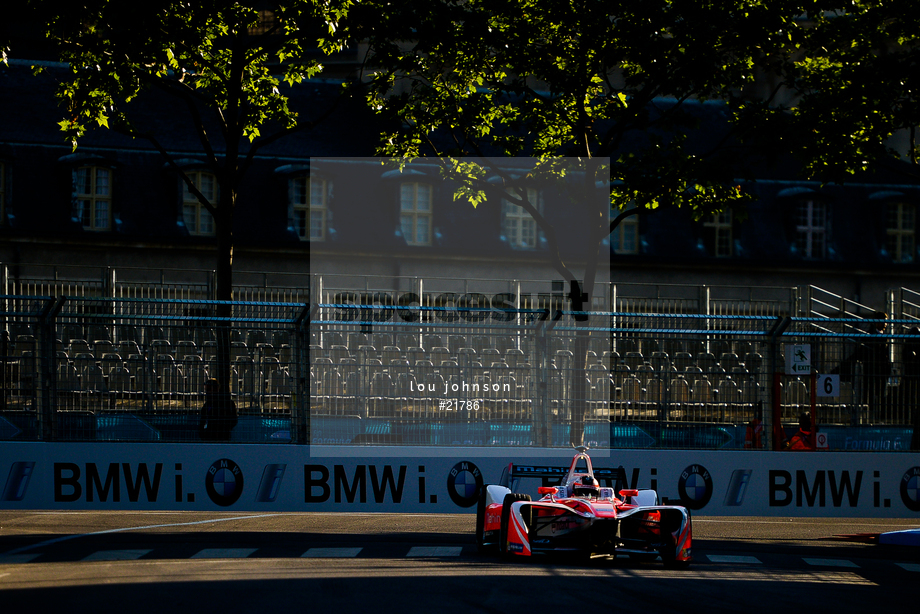 Spacesuit Collections Photo ID 21786, Lou Johnson, Paris ePrix, France, 20/05/2017 08:17:45