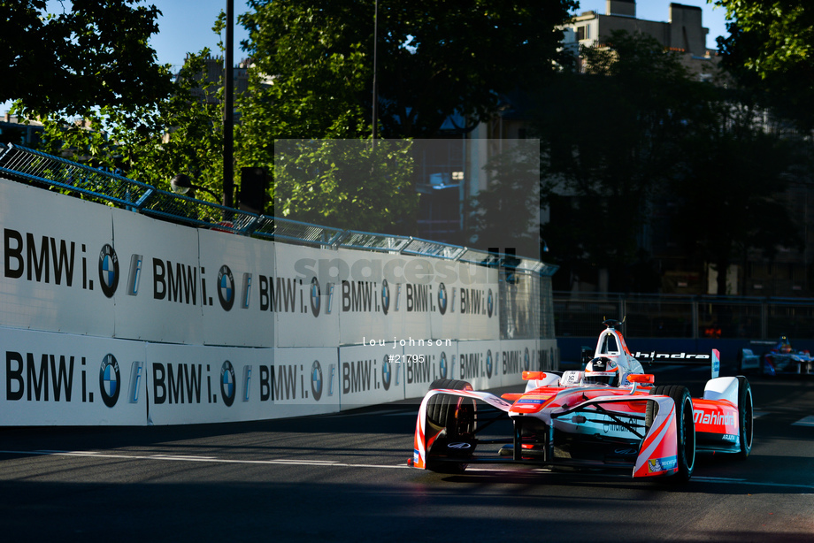 Spacesuit Collections Photo ID 21795, Lou Johnson, Paris ePrix, France, 20/05/2017 08:23:33