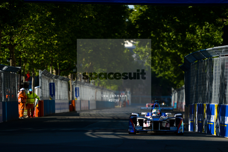 Spacesuit Collections Photo ID 21799, Lou Johnson, Paris ePrix, France, 20/05/2017 08:32:52