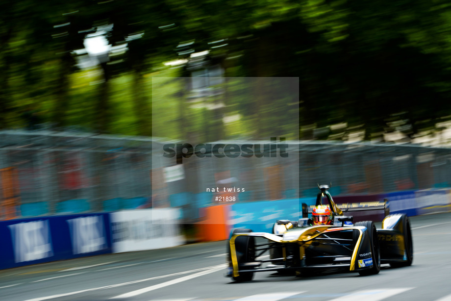 Spacesuit Collections Photo ID 21838, Nat Twiss, Paris ePrix, France, 20/05/2017 10:38:18