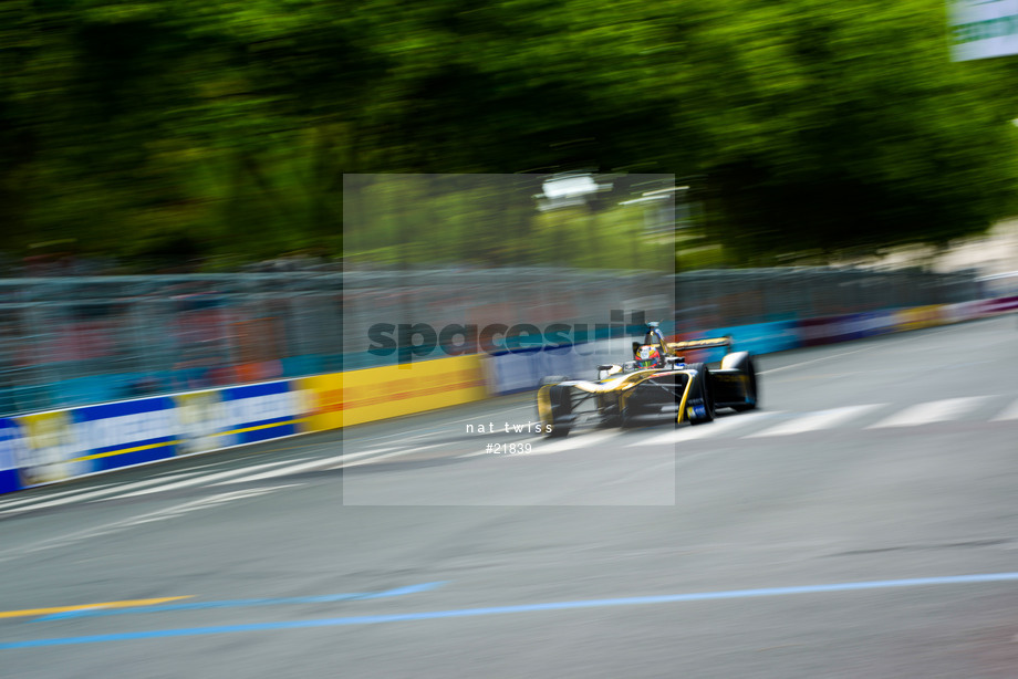 Spacesuit Collections Photo ID 21839, Nat Twiss, Paris ePrix, France, 20/05/2017 10:39:37