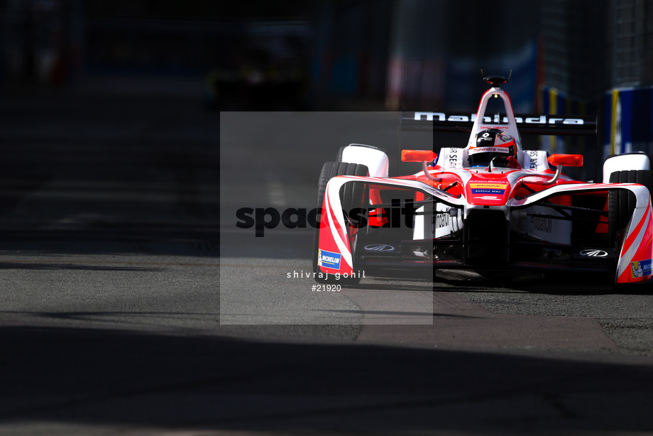 Spacesuit Collections Photo ID 21920, Shivraj Gohil, Paris ePrix, France, 20/05/2017 10:36:01