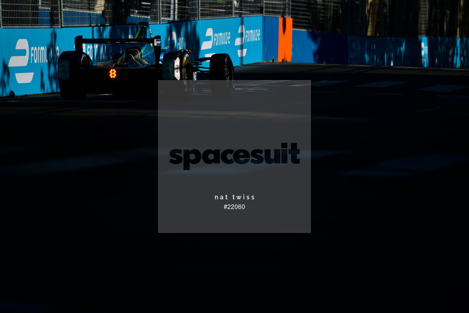 Spacesuit Collections Photo ID 22060, Nat Twiss, Paris ePrix, France, 20/05/2017 08:31:37