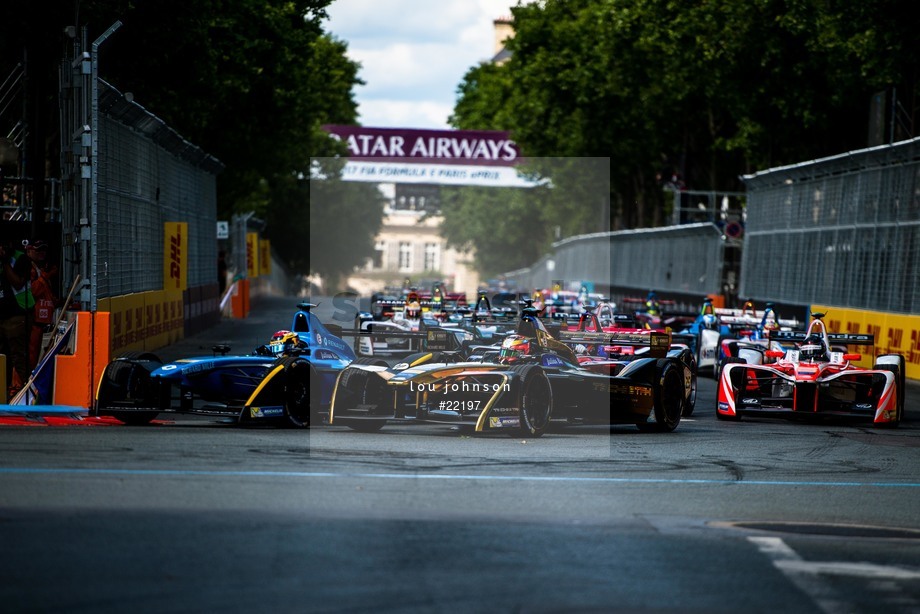 Spacesuit Collections Photo ID 22197, Lou Johnson, Paris ePrix, France, 20/05/2017 16:03:02