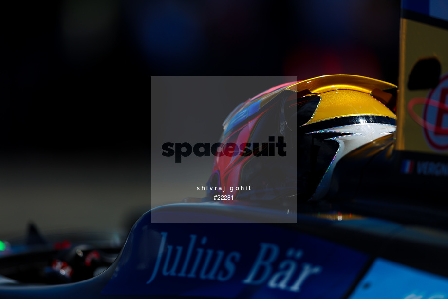 Spacesuit Collections Photo ID 22281, Shivraj Gohil, Paris ePrix, France, 20/05/2017 12:25:02