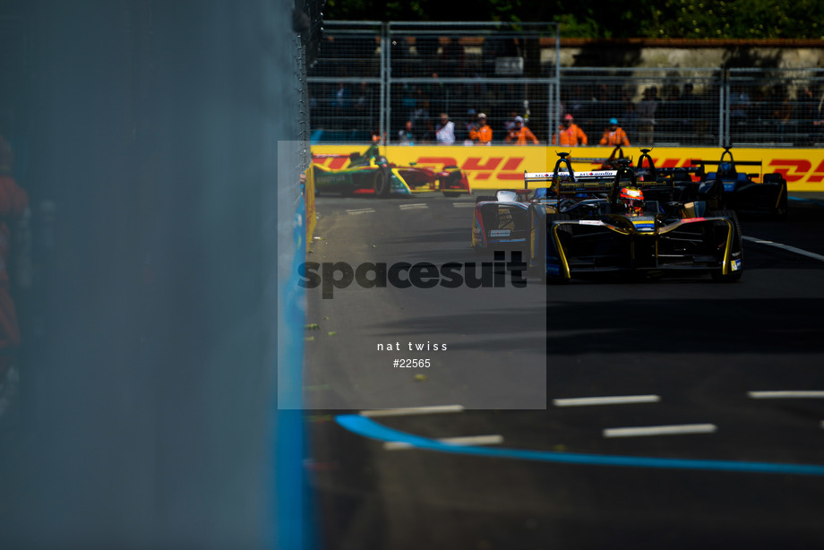 Spacesuit Collections Photo ID 22565, Nat Twiss, Paris ePrix, France, 20/05/2017 16:15:10