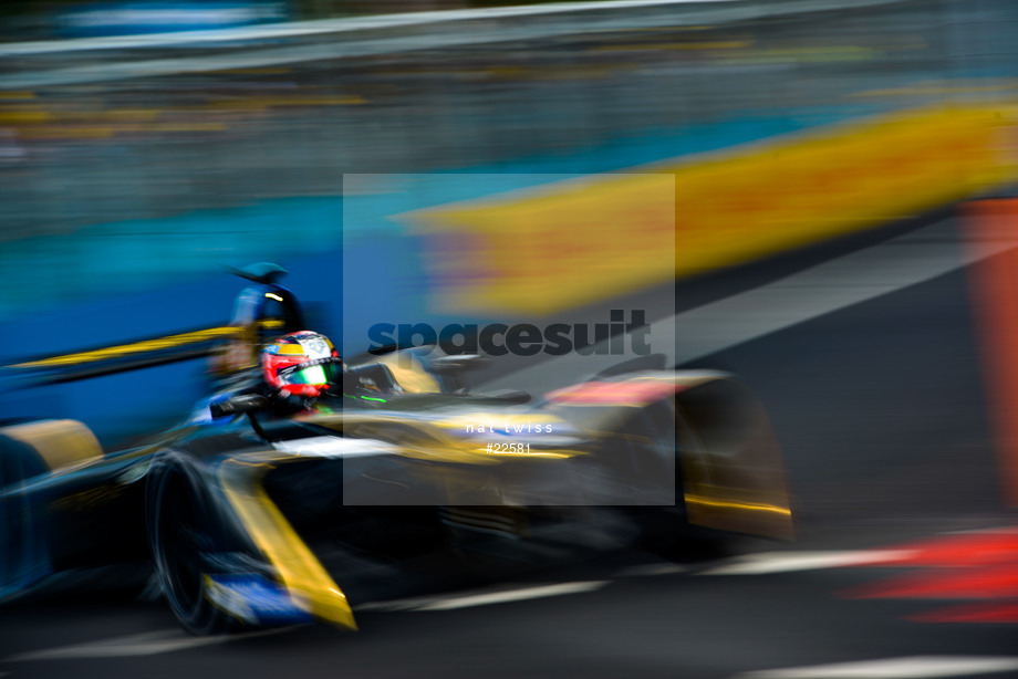 Spacesuit Collections Photo ID 22581, Nat Twiss, Paris ePrix, France, 20/05/2017 16:17:06