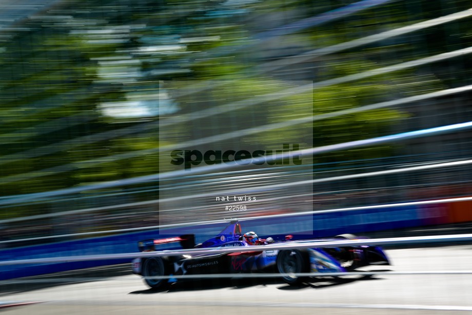 Spacesuit Collections Photo ID 22598, Nat Twiss, Paris ePrix, France, 20/05/2017 16:22:36