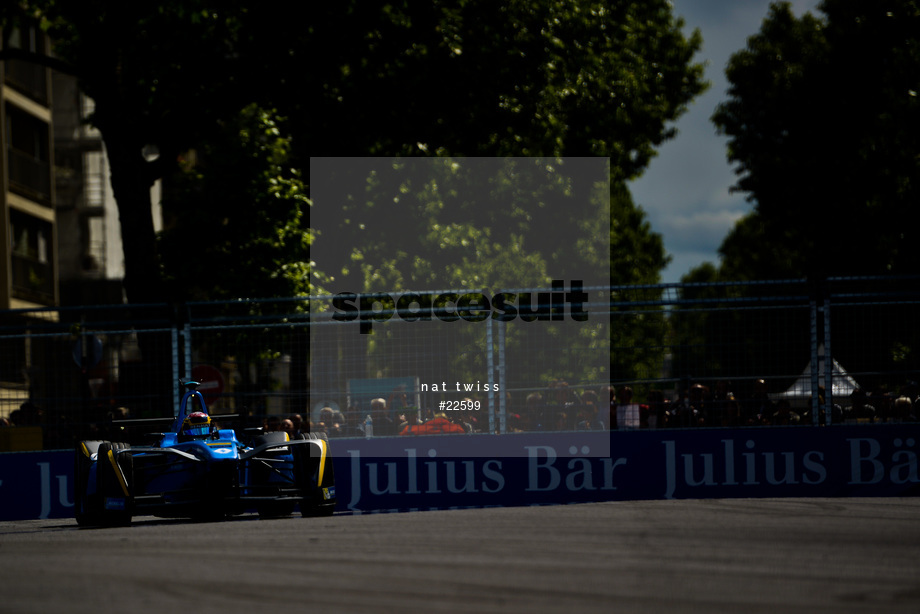 Spacesuit Collections Photo ID 22599, Nat Twiss, Paris ePrix, France, 20/05/2017 16:24:37