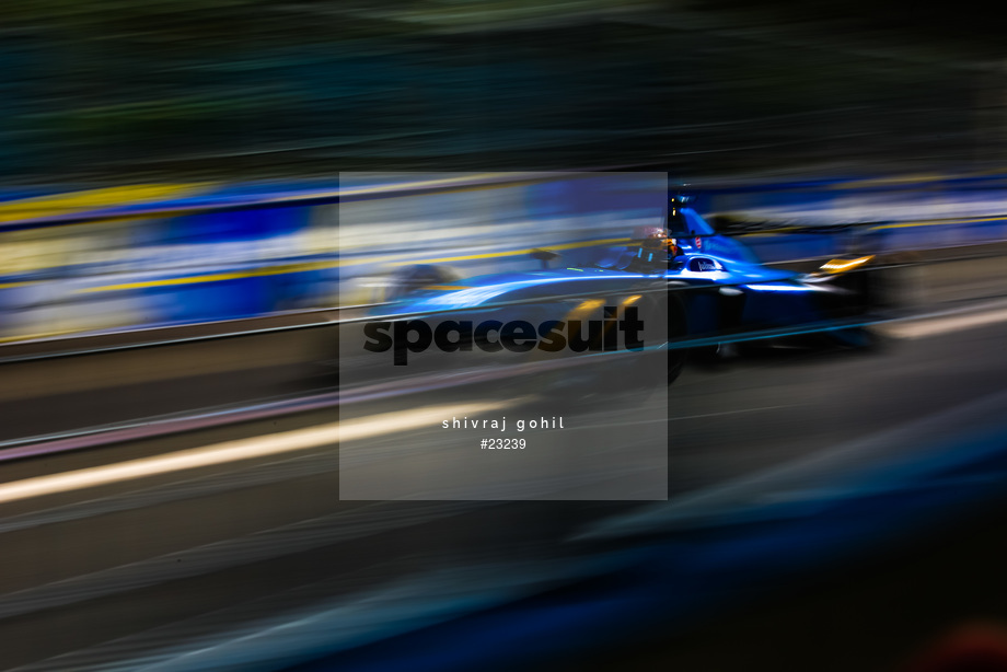 Spacesuit Collections Photo ID 23239, Shivraj Gohil, Paris ePrix, France, 20/05/2017 16:18:33