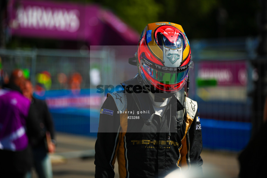 Spacesuit Collections Photo ID 23288, Shivraj Gohil, Paris ePrix, France, 20/05/2017 16:44:13