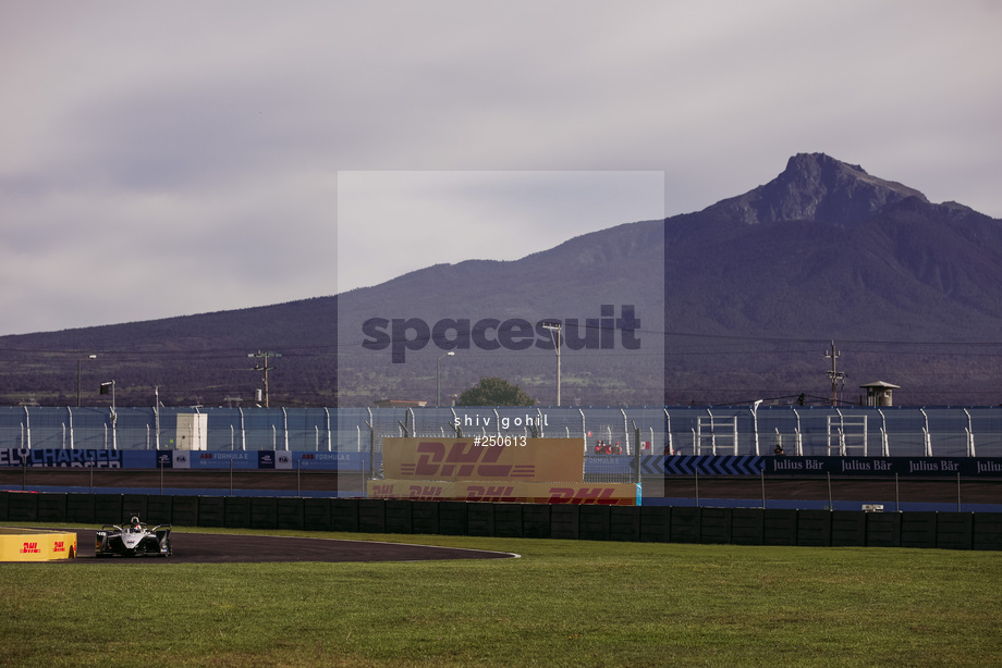 Spacesuit Collections Photo ID 250613, Shiv Gohil, Puebla ePrix, Mexico, 20/06/2021 09:17:35