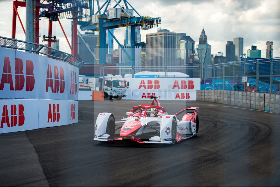 Spacesuit Collections Photo ID 252914, Peter Minnig, New York City ePrix, United States, 09/07/2021 17:38:19