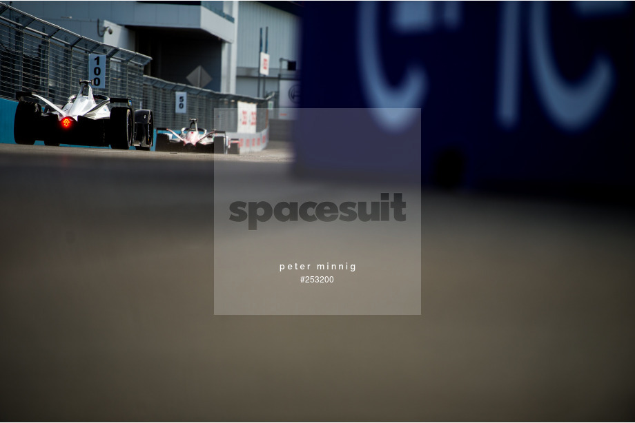 Spacesuit Collections Photo ID 253200, Peter Minnig, New York City ePrix, United States, 10/07/2021 08:07:34