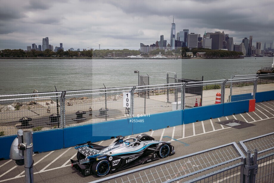 Spacesuit Collections Photo ID 253485, Shiv Gohil, New York City ePrix, United States, 10/07/2021 12:32:05