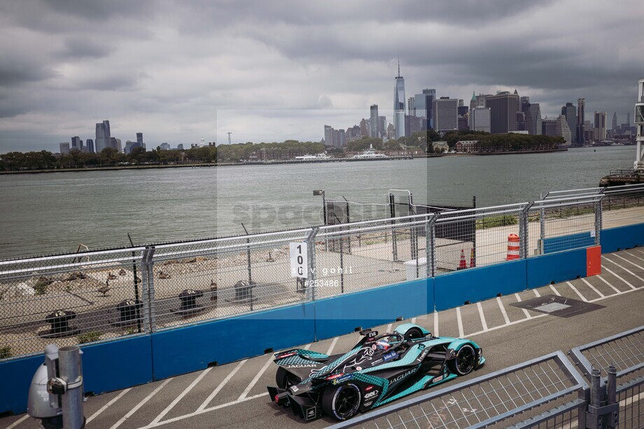 Spacesuit Collections Photo ID 253486, Shiv Gohil, New York City ePrix, United States, 10/07/2021 12:32:01