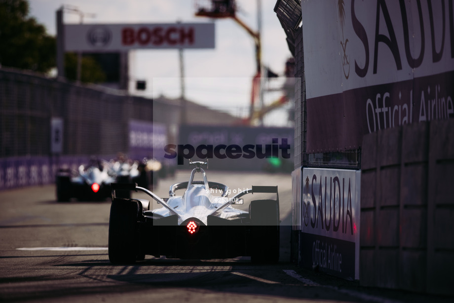 Spacesuit Collections Photo ID 253908, Shiv Gohil, New York City ePrix, United States, 10/07/2021 17:05:33