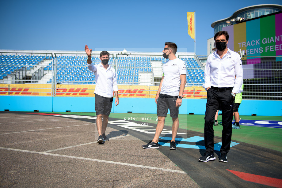 Spacesuit Collections Photo ID 255501, Peter Minnig, London ePrix, UK, 22/07/2021 16:34:38