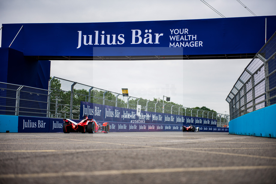 Spacesuit Collections Photo ID 256383, Peter Minnig, London ePrix, UK, 23/07/2021 17:03:13