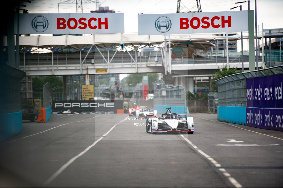 Spacesuit Collections Photo ID 256460, Peter Minnig, London ePrix, UK, 23/07/2021 16:59:45