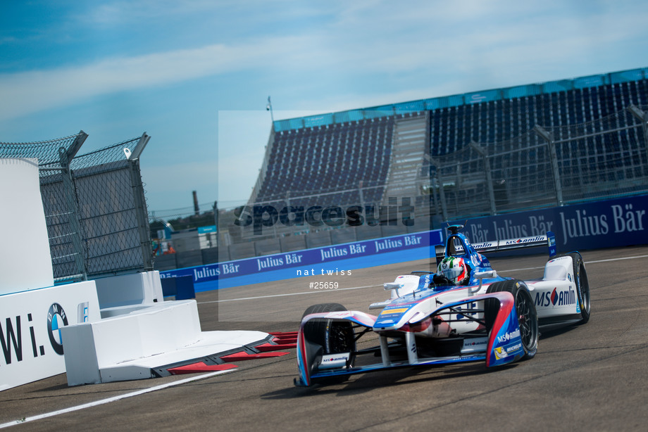 Spacesuit Collections Photo ID 25659, Nat Twiss, Berlin ePrix, Germany, 09/06/2017 15:01:06