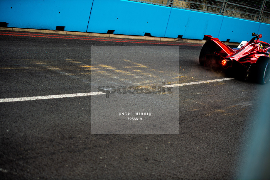 Spacesuit Collections Photo ID 256619, Peter Minnig, London ePrix, UK, 23/07/2021 17:28:45