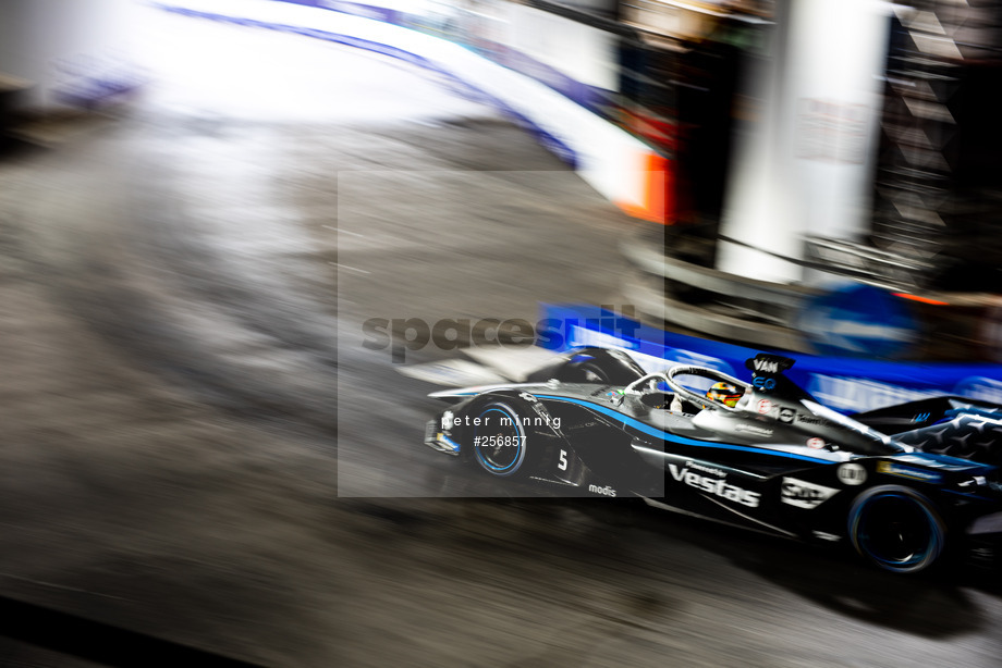 Spacesuit Collections Photo ID 256857, Peter Minnig, London ePrix, UK, 24/07/2021 09:01:16