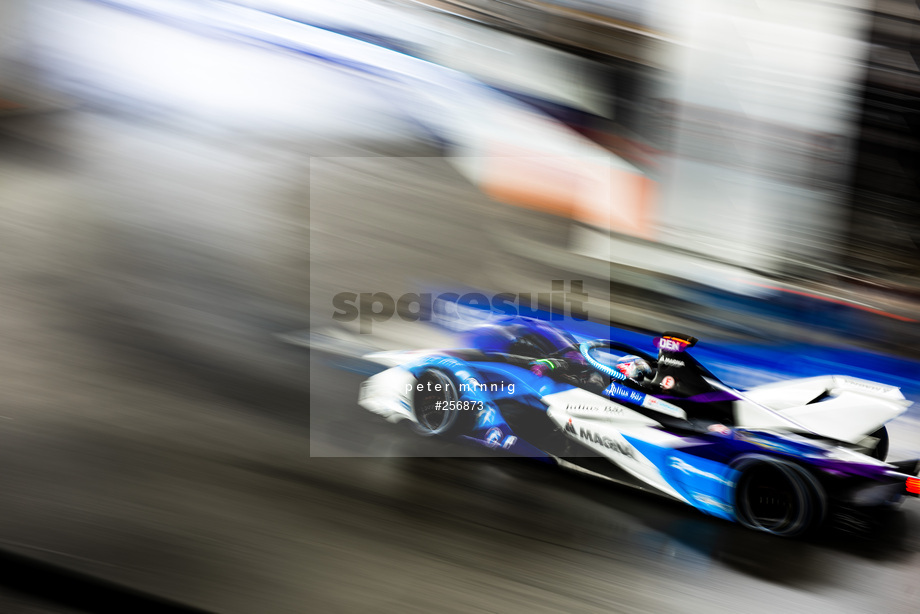 Spacesuit Collections Photo ID 256873, Peter Minnig, London ePrix, UK, 24/07/2021 09:03:03