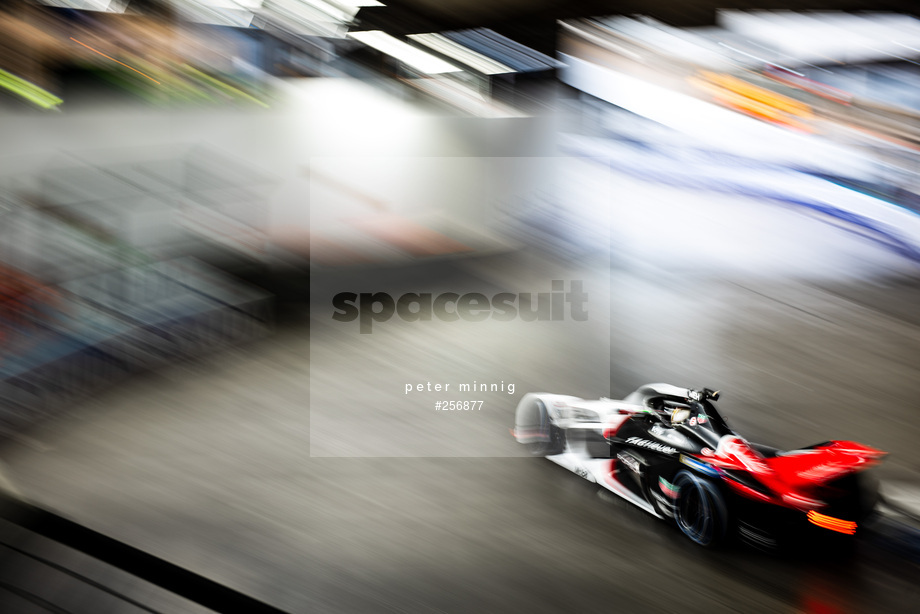 Spacesuit Collections Photo ID 256877, Peter Minnig, London ePrix, UK, 24/07/2021 09:03:21