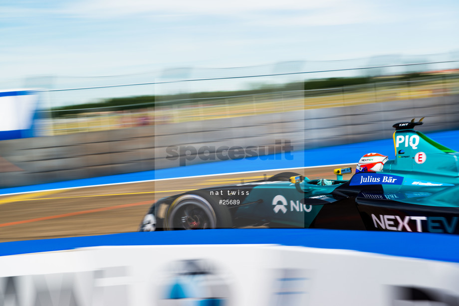 Spacesuit Collections Photo ID 25689, Nat Twiss, Berlin ePrix, Germany, 09/06/2017 15:23:33