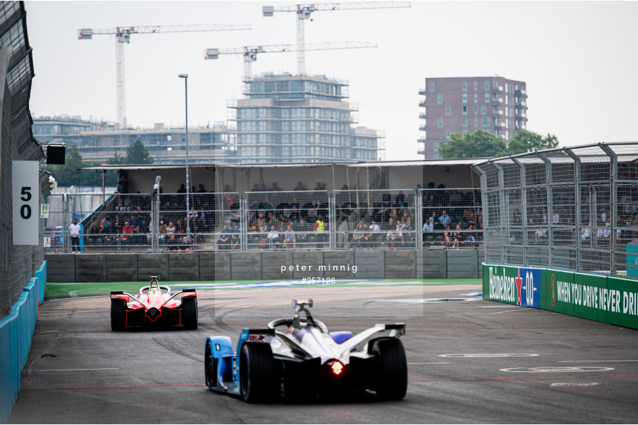 Spacesuit Collections Photo ID 257126, Peter Minnig, London ePrix, UK, 24/07/2021 15:15:31