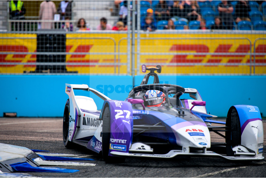 Spacesuit Collections Photo ID 257171, Peter Minnig, London ePrix, UK, 24/07/2021 15:32:16