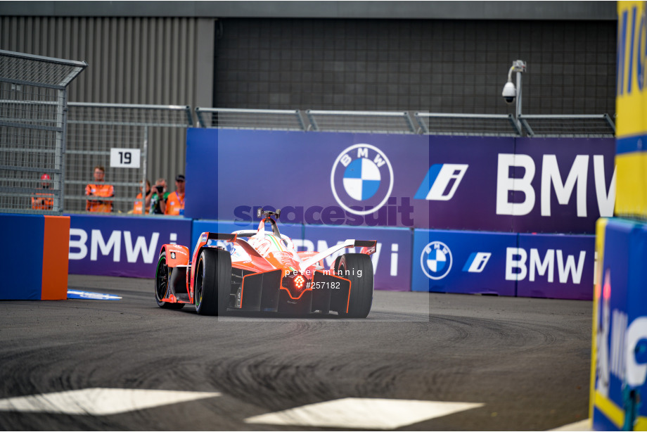 Spacesuit Collections Photo ID 257182, Peter Minnig, London ePrix, UK, 24/07/2021 15:38:03