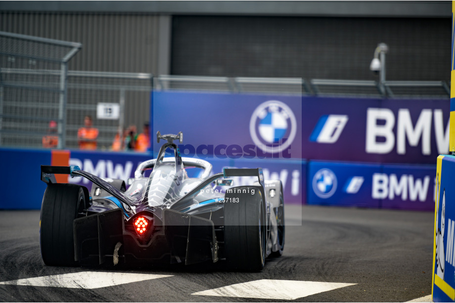 Spacesuit Collections Photo ID 257183, Peter Minnig, London ePrix, UK, 24/07/2021 15:38:04